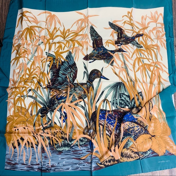 Hermès Paris Silk Scarf READ DESCRIPTION